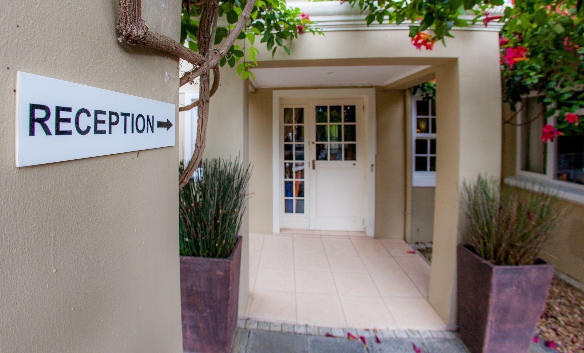 Somerset Villa Guesthouse Somerset West Εξωτερικό φωτογραφία